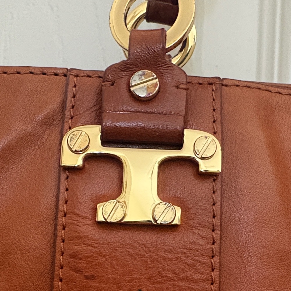 Vintage Tory Burch Cognac Leather Tote with Gold Hardware - Picture 3 of 11